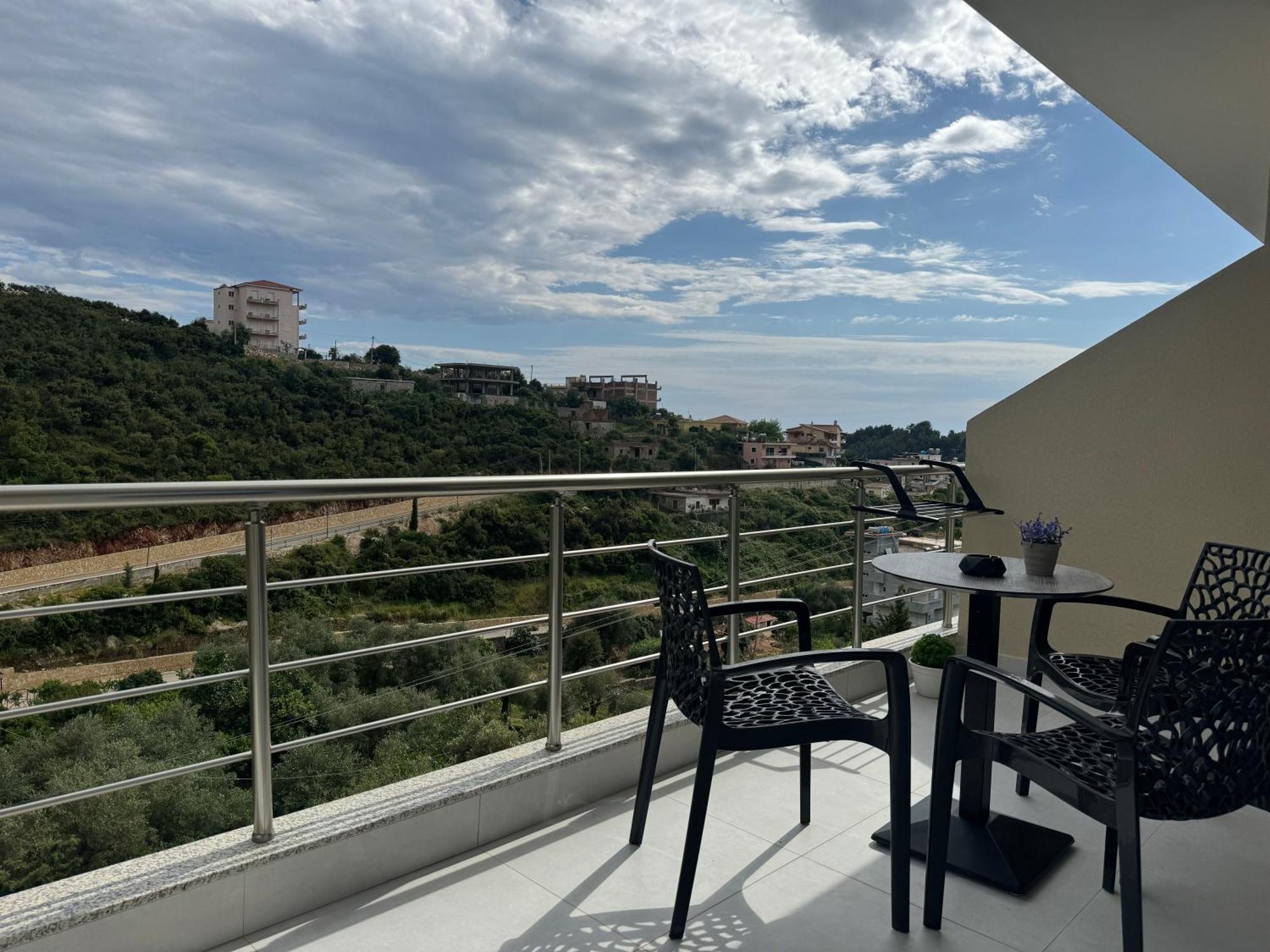 Ion Rooms Himare Exterior foto