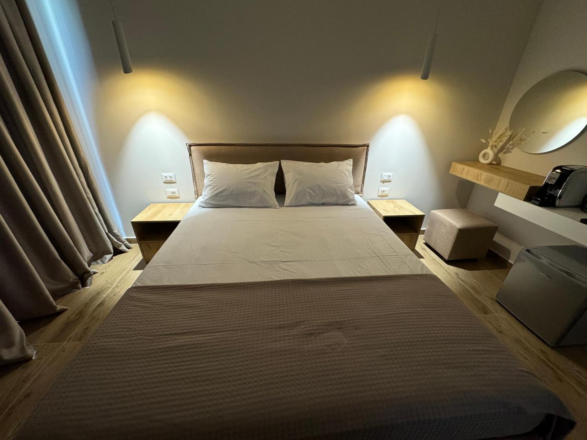 Ion Rooms Himare Exterior foto