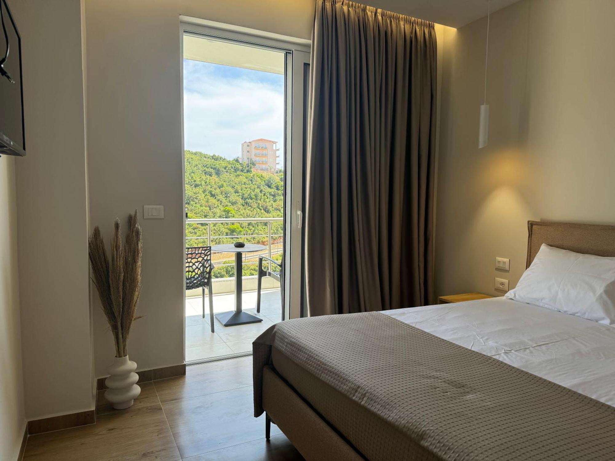 Ion Rooms Himare Exterior foto